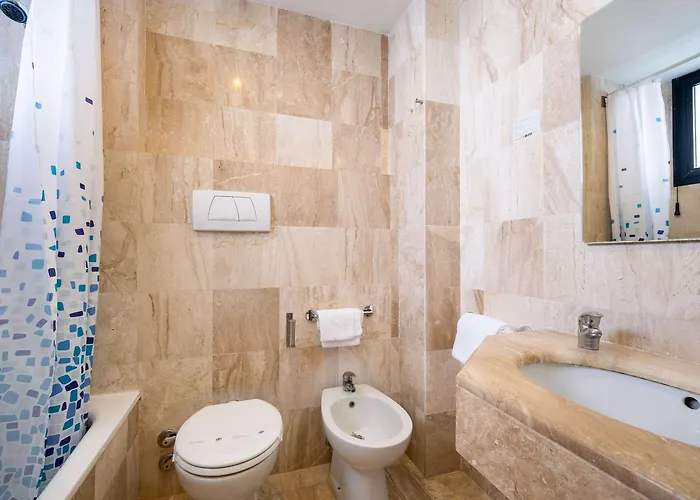 Quality Rouge Et Noir Hotel 4*