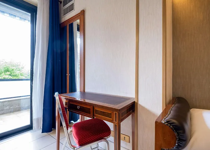 Quality Rouge Et Noir Hotel Roma