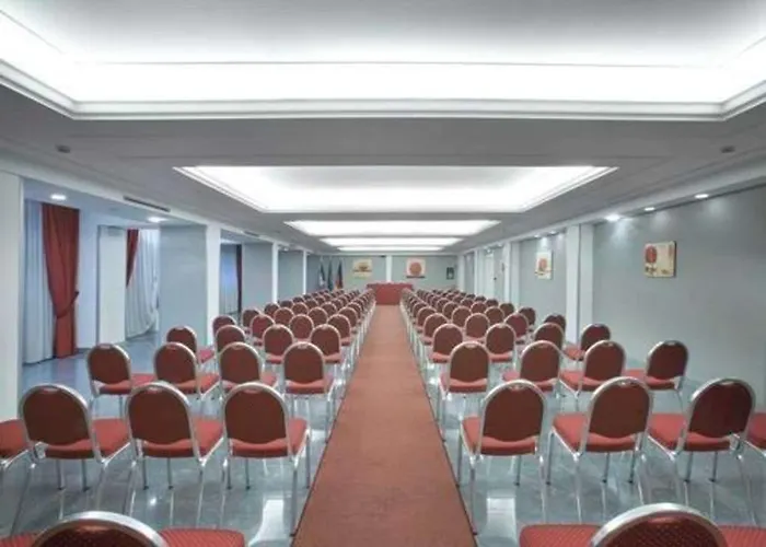 Hotel Quality Rouge Et Noir