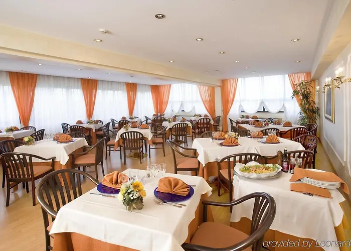 Hotel Quality Rouge Et Noir 4*