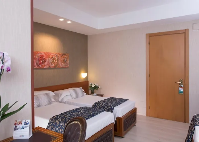 Hotel Quality Rouge Et Noir 4*